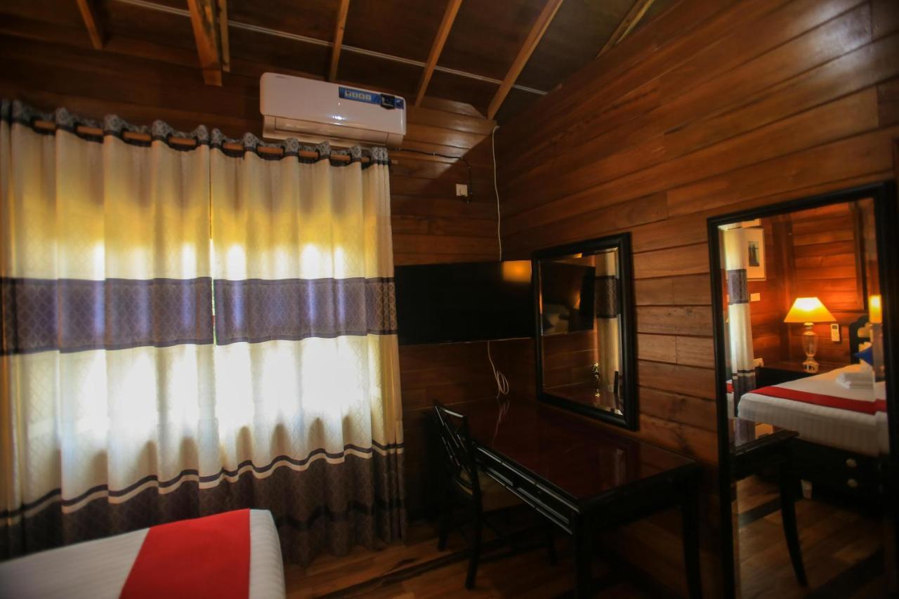 Jungle Hut Resort Sigiriya Exterior photo