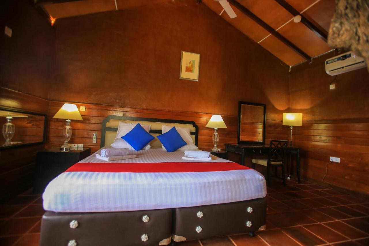 Jungle Hut Resort Sigiriya Exterior photo