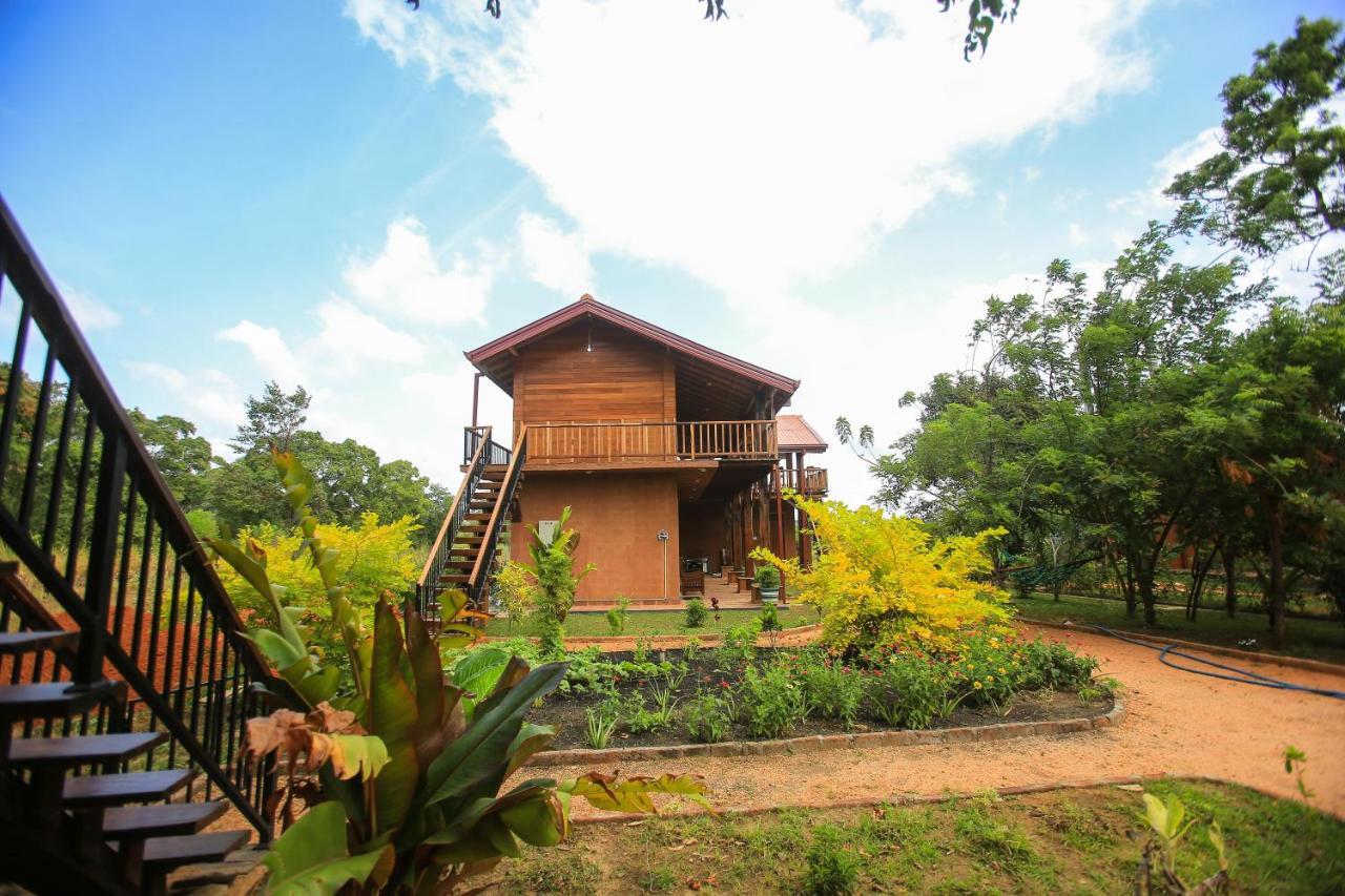 Jungle Hut Resort Sigiriya Exterior photo